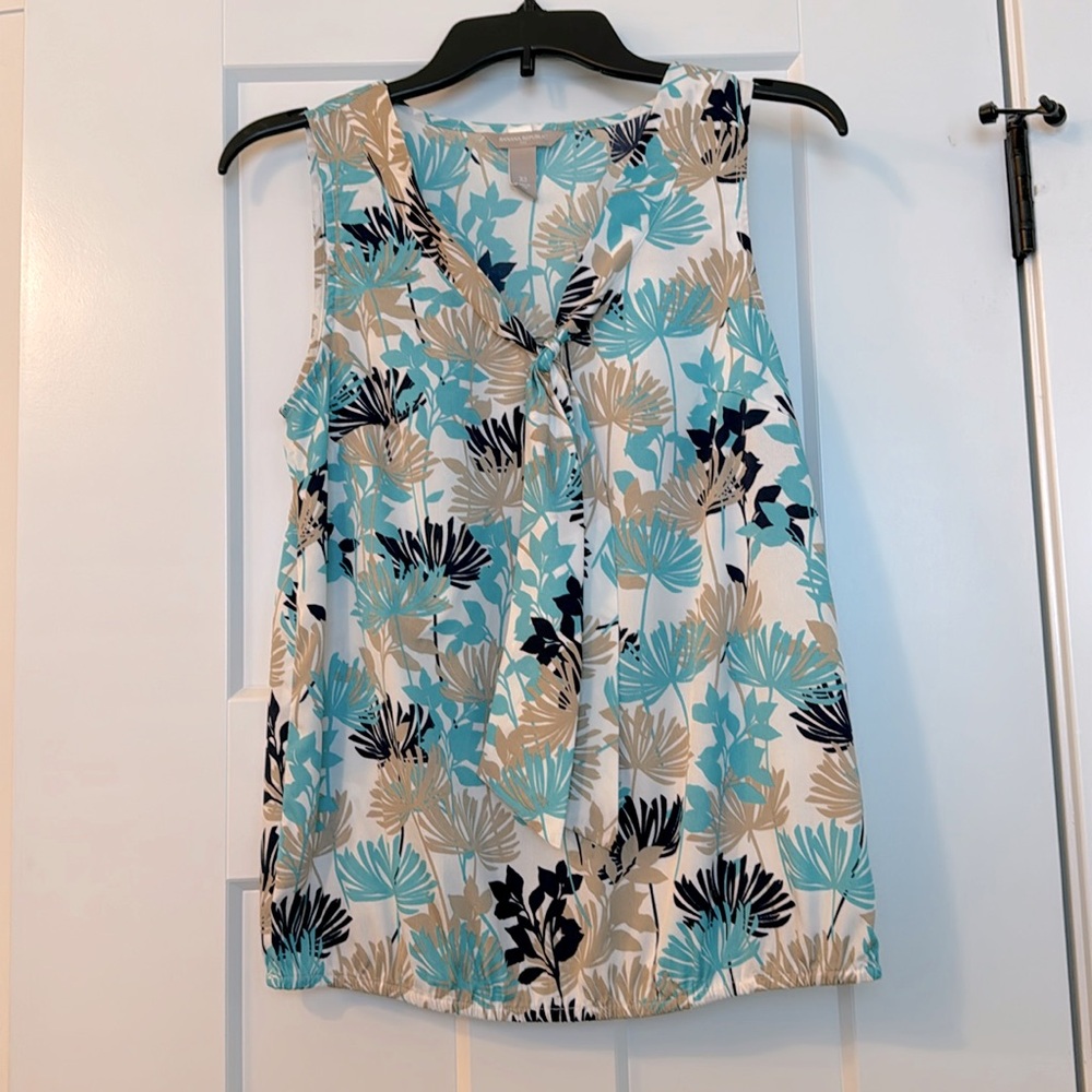 Banana Republic XS sleeveless top